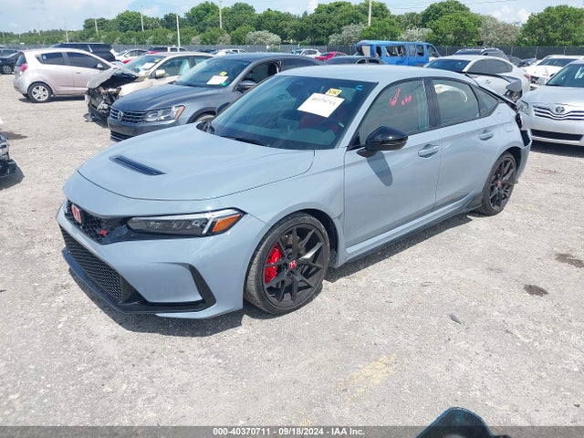Honda Civic Type R Base (m6) 2024 JHMFL5G40RX001952 Image 2