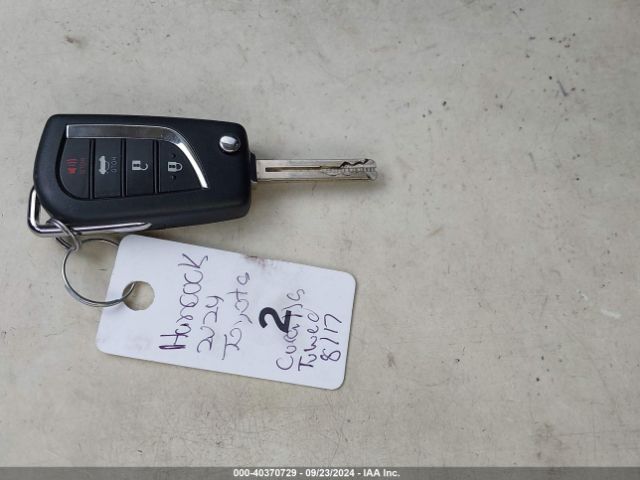 5YFB4MDE7RP131522 Toyota COROLLA LE