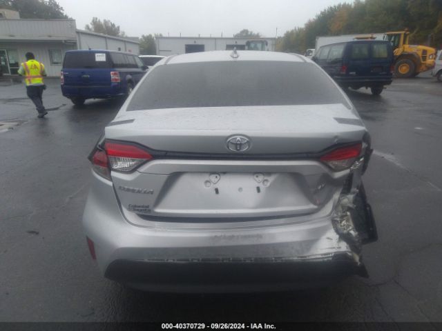 5YFB4MDE7RP131522 Toyota COROLLA LE