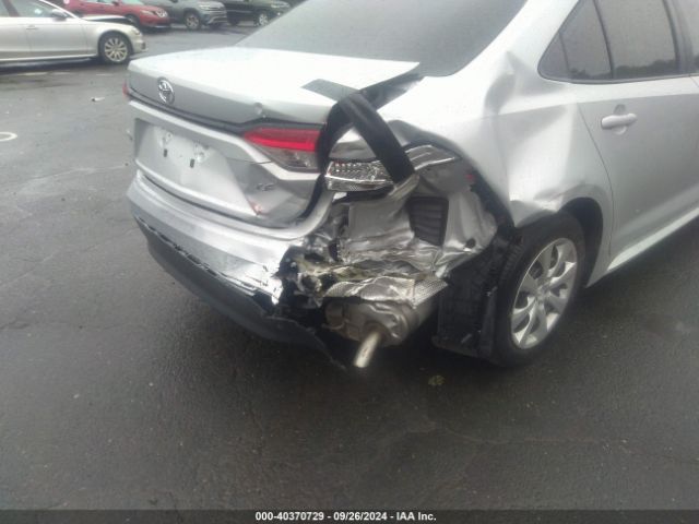 5YFB4MDE7RP131522 Toyota COROLLA LE