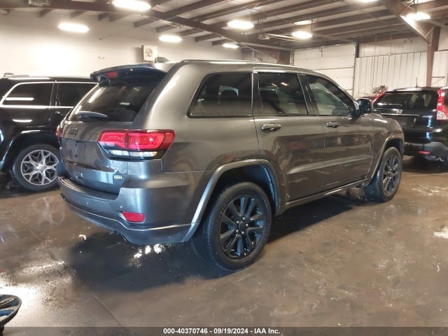 1C4RJFAG3JC487097 Jeep Grand Cherokee Altitude 4x4