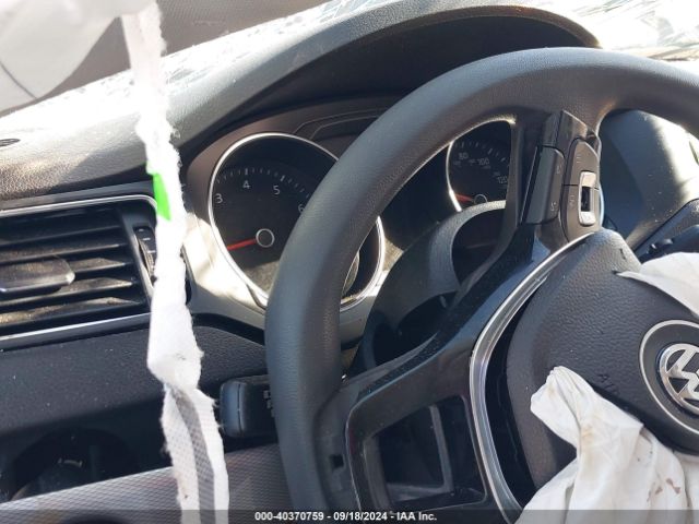 3VW2B7AJ3HM312547 Volkswagen Jetta 1.4t S