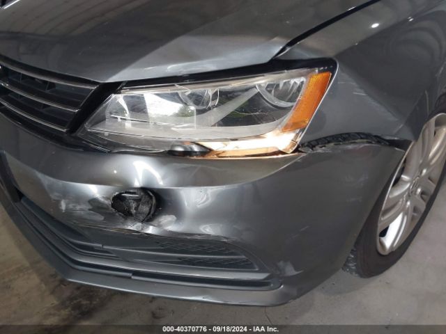 3VW2K7AJ0FM226089 Volkswagen Jetta 2.0l S