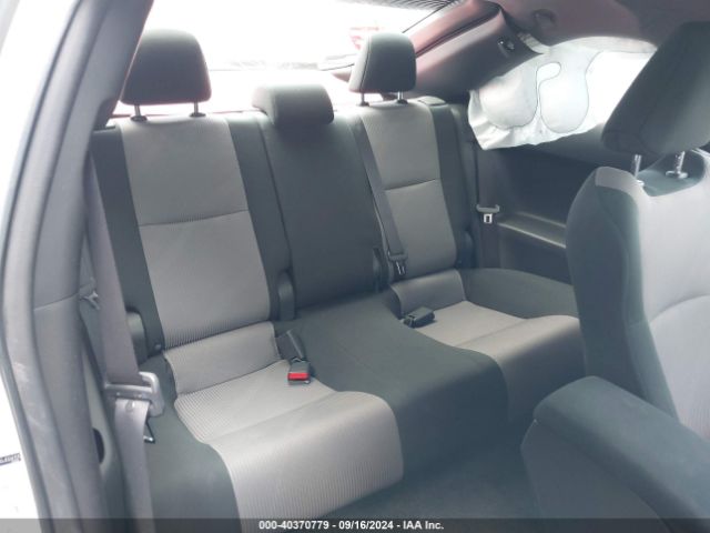 JTKJF5C75GJ024705 Scion TC