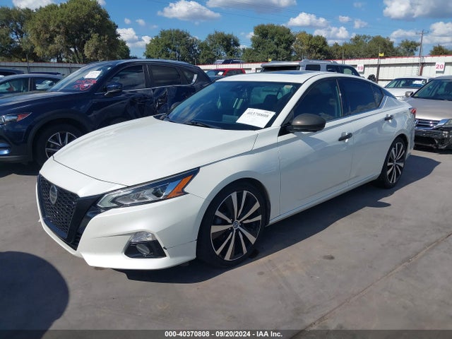 Nissan Altima 2.5 Platinum 2019 1N4BL4FV3KC116407 Image 2