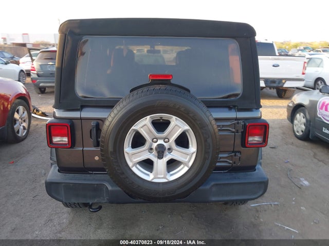 1C4HJXDG6KW662617 Jeep Wrangler Unlimited Sport S 4x4
