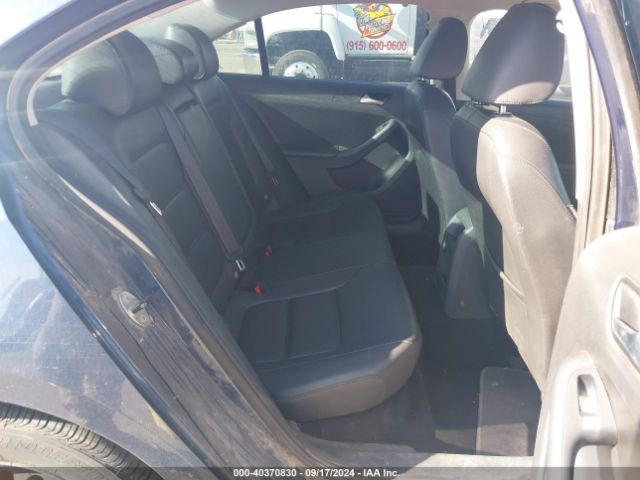3VWD17AJXEM262818 Volkswagen Jetta 1.8t Se