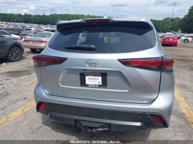 Toyota Highlander Xle 2024 5TDKDRAH3RS548381 Image 16