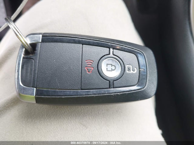 Ford EDGE SEL 2017 2FMPK4J80HBB83300 Image 11
