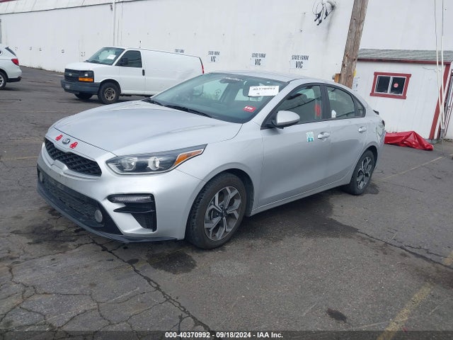 KIA Forte Lxs 2021 3KPF24AD3ME355254 Image 2