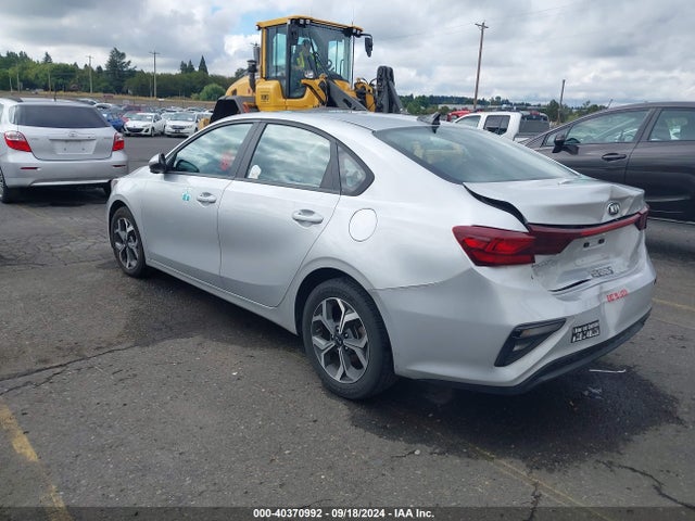 KIA Forte Lxs 2021 3KPF24AD3ME355254 Image 3