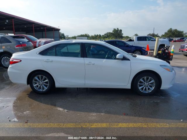 4T4BF1FK5FR492260 Toyota CAMRY LE