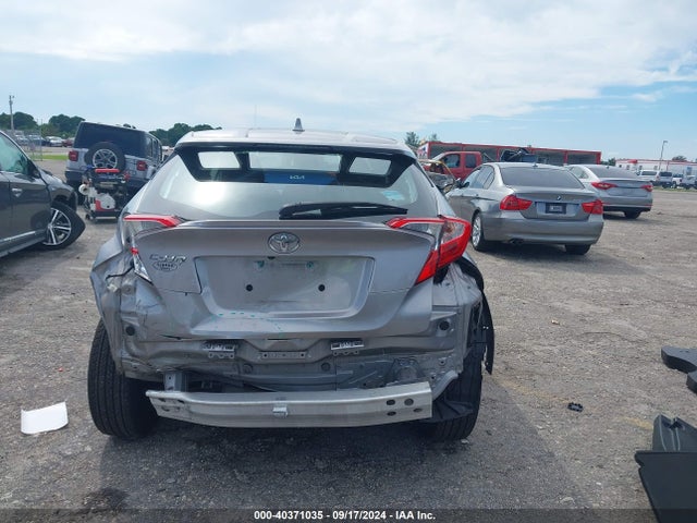 Toyota C-HR LE 2019 NMTKHMBX3KR098751 Image 17