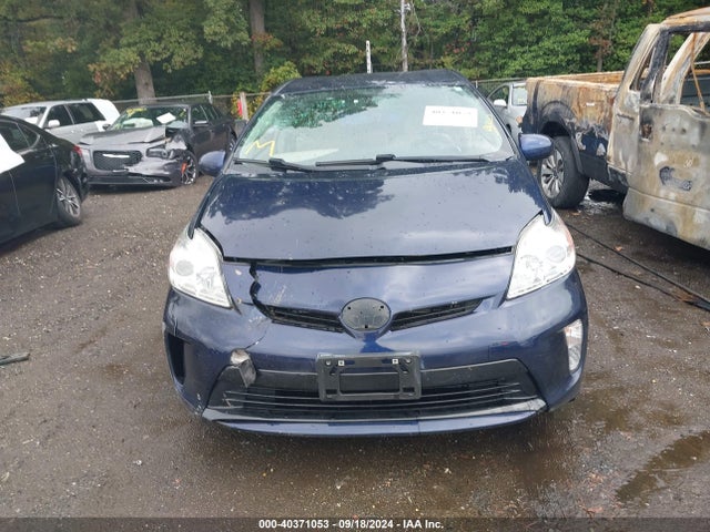Toyota Prius Two 2015 JTDKN3DU4F0411757 Image 12