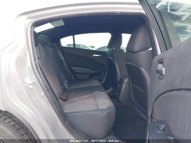 2C3CDXBG0KH599859 Dodge Charger Sxt Rwd