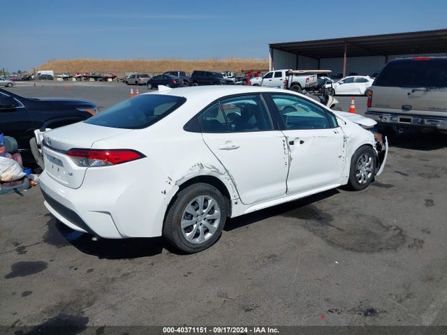 Toyota COROLLA LE 2021 5YFEPMAE1MP183374 Image 4