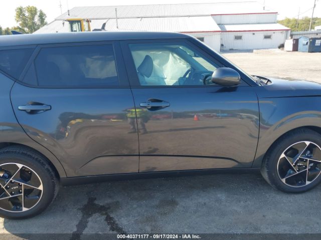 KNDJ33AU3R7919686 KIA SOUL EX