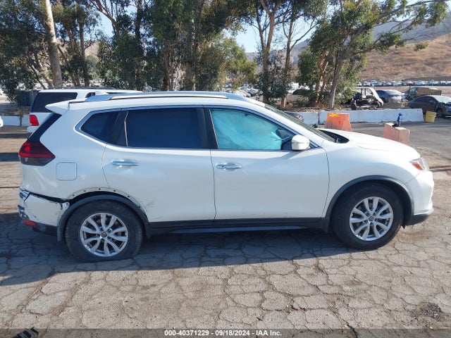 Nissan ROGUE SV 2019 JN8AT2MT0KW264948 Image 14