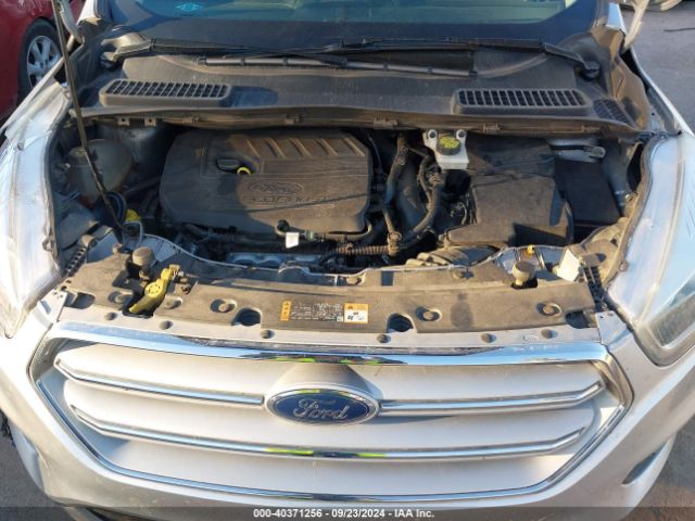 1FMCU0HD7JUC09444 Ford ESCAPE SEL