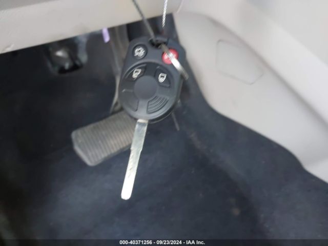 1FMCU0HD7JUC09444 Ford ESCAPE SEL