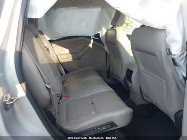 1FMCU0HD7JUC09444 Ford ESCAPE SEL
