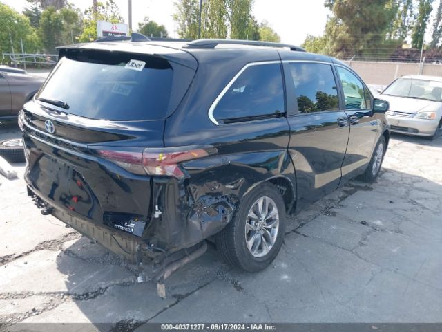 5TDBRKEC5PS142123 Toyota SIENNA LE