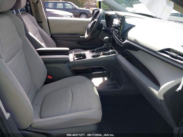 5TDBRKEC5PS142123 Toyota SIENNA LE