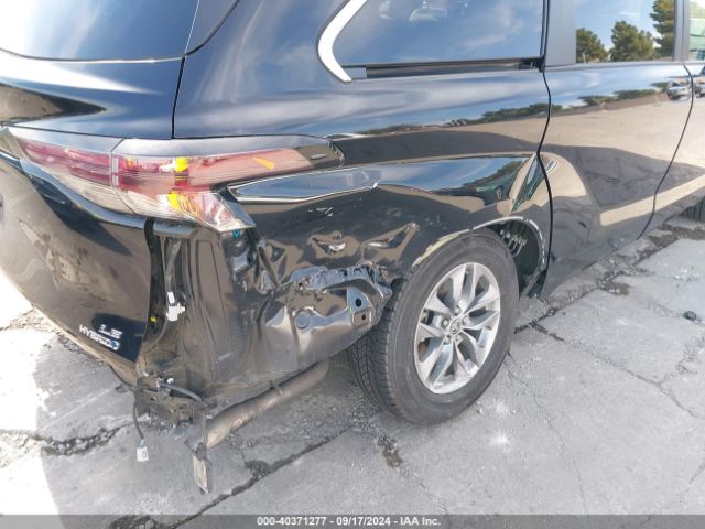 5TDBRKEC5PS142123 Toyota SIENNA LE