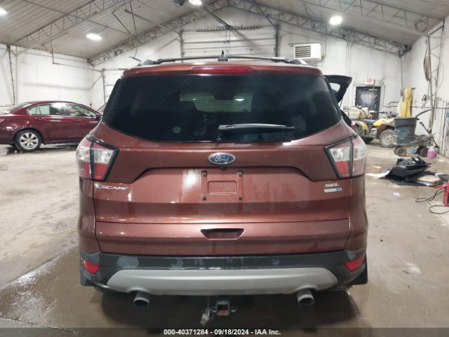 1FMCU9HD9JUC68399 Ford ESCAPE SEL
