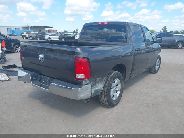 1C6RR6LGXMS533645 RAM 1500 Classic Slt  4x2 5'7 Box