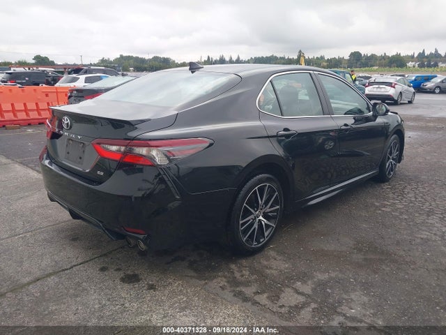 Toyota CAMRY SE 2021 4T1G11AK8MU604486 Image 4