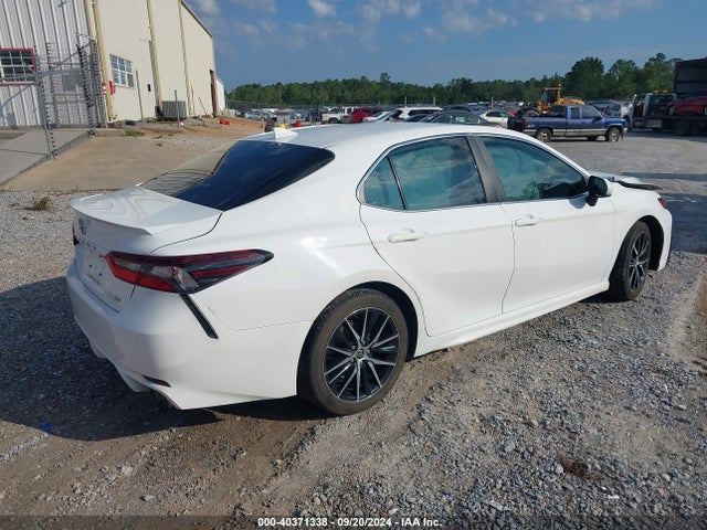 4T1G11AK7MU515945 Toyota CAMRY SE