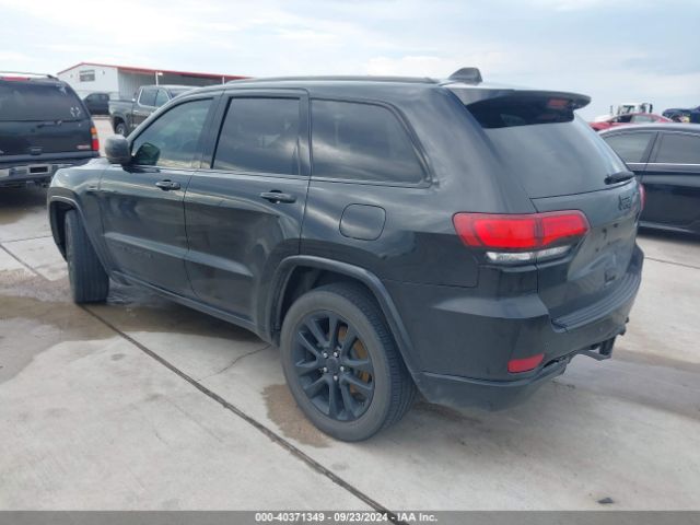 1C4RJEAG8HC952915 Jeep Grand Cherokee Altitude 4x2