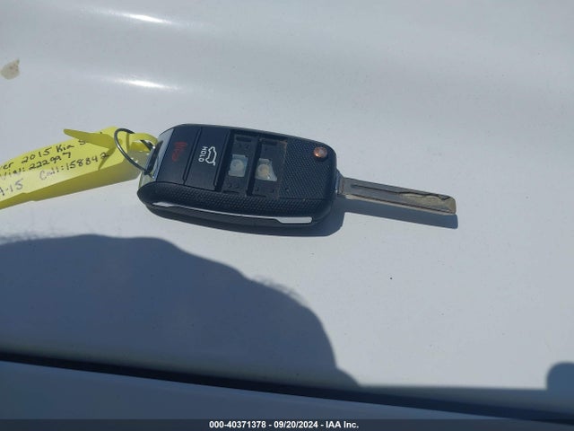 KIA SOUL + 2015 KNDJP3A57F7222997 Image 11