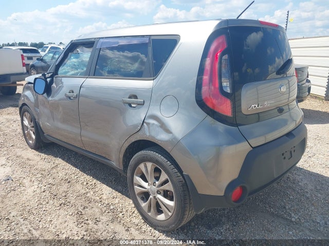 KIA SOUL + 2015 KNDJP3A57F7222997 Image 3