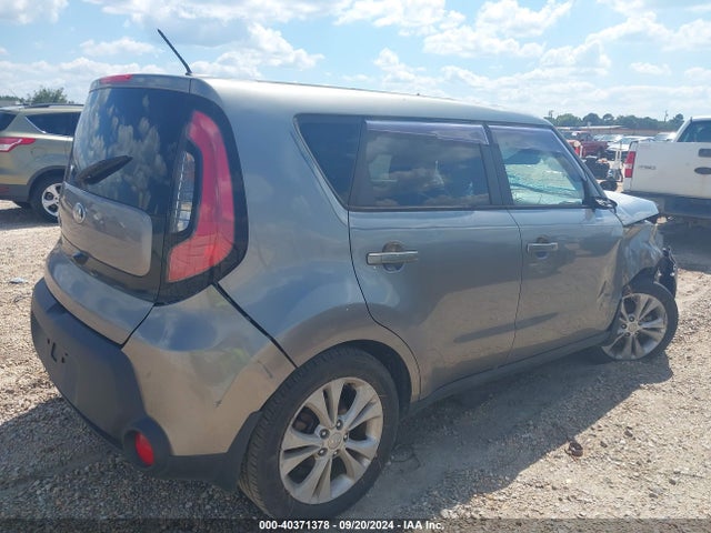 KIA SOUL + 2015 KNDJP3A57F7222997 Image 4