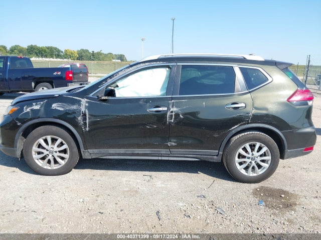 Nissan ROGUE SV 2017 5N1AT2MT4HC857424 Image 13