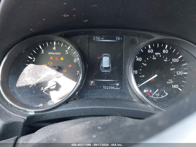 Nissan ROGUE SV 2017 5N1AT2MT4HC857424 Image 7