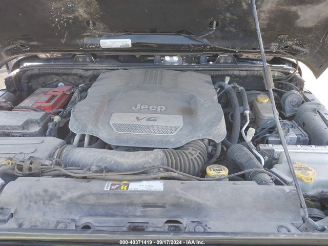 1C4BJWEG0GL344161 Jeep Wrangler Unlimited Sahara