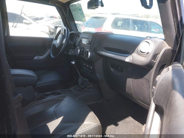 1C4BJWEG0GL344161 Jeep Wrangler Unlimited Sahara