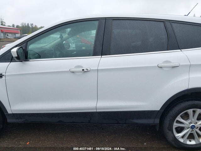Ford ESCAPE SE 2019 1FMCU9GD2KUB28892 Image 14