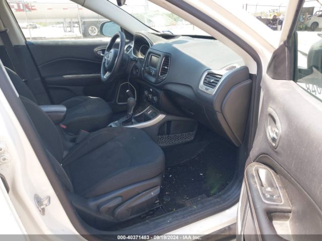 3C4NJCAB0JT263436 Jeep Compass Sport Fwd