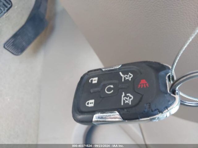 1GKS1GKC6HR405524 GMC Yukon Xl Slt
