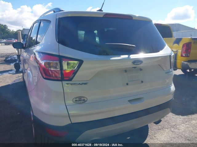 1FMCU0JDXHUD34247 Ford Escape Titanium