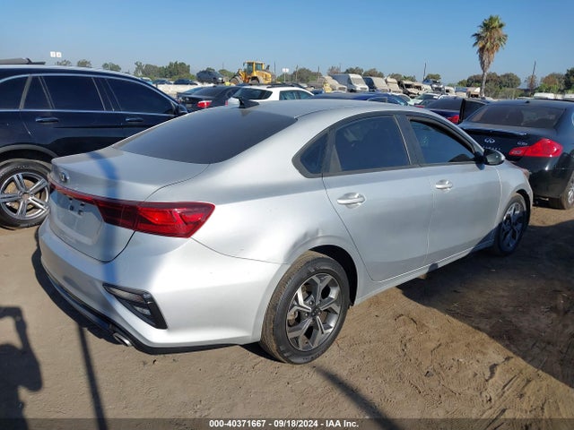 KIA Forte Lxs 2021 3KPF24ADXME336569 Image 4
