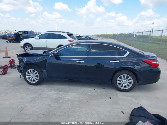Nissan Altima 2.5 S 2017 1N4AL3AP6HN365702 Image 14