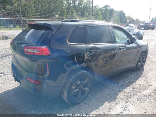 1C4PJLCB3GW113796 Jeep Cherokee Altitude