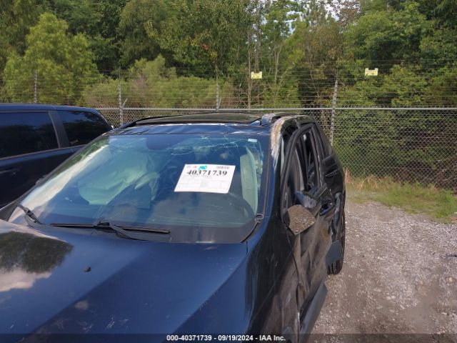 1C4PJLCB3GW113796 Jeep Cherokee Altitude