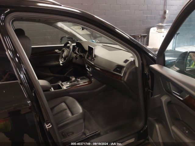 WA1BNAFY4K2088100 Audi Q5 45 Premium