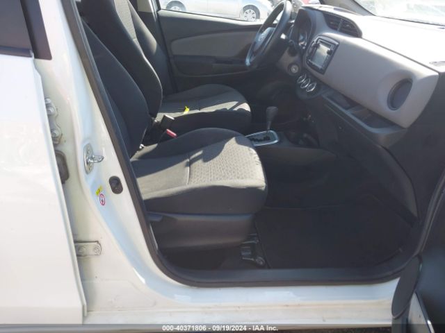 VNKKTUD36FA038337 Toyota YARIS L